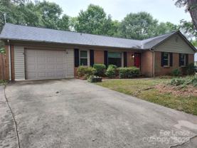 8526 Timbercrest Cir - Photo 1 of 1