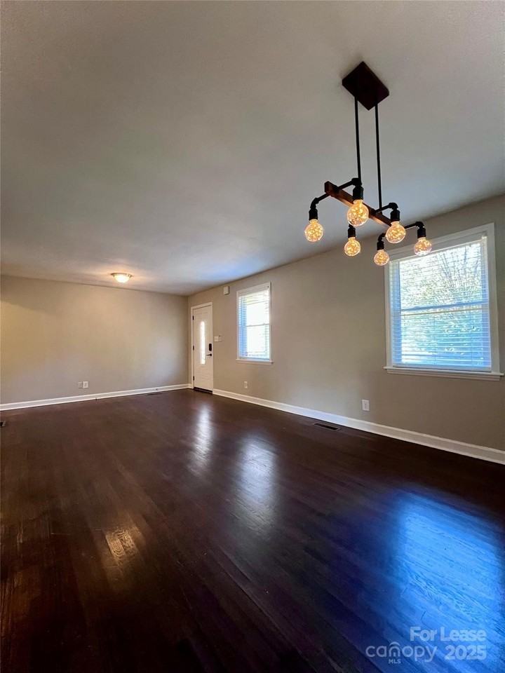 2716 Purser Drive - Photo 4 of 17