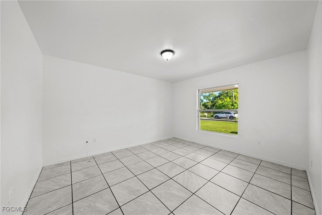 4735 30th St Sw - Photo 2 of 43