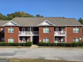 featured image of 7712 Autry Cir