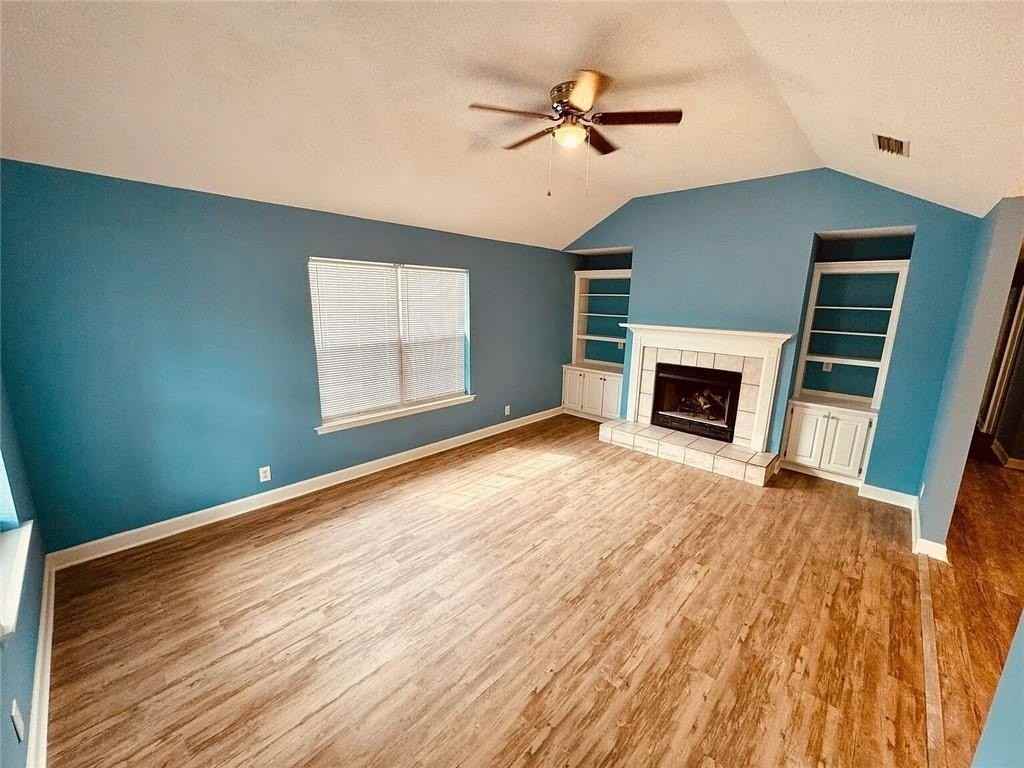 312 Maple St - Photo 2 of 13