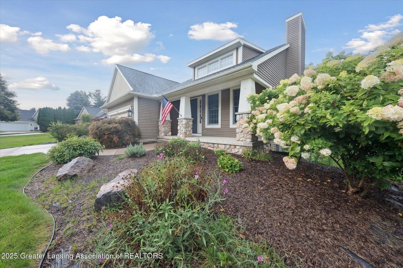 13132 Addington Dr - Photo 4 of 50