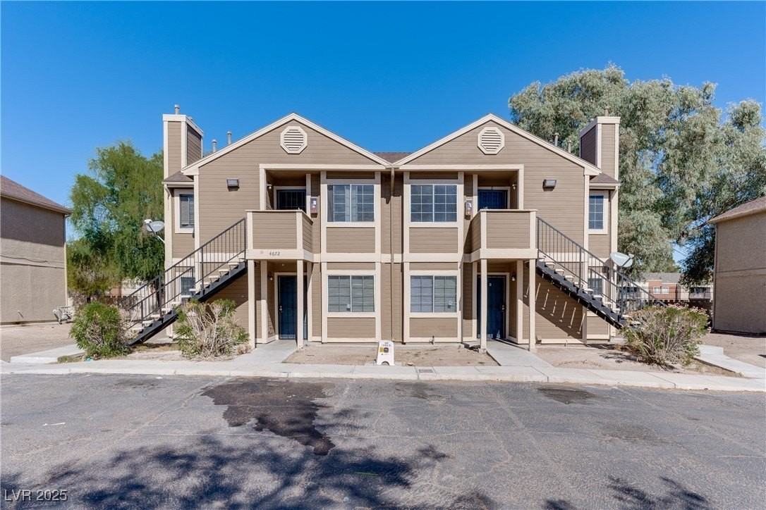 4672 Krissylouise Way #A - Photo 4 of 35