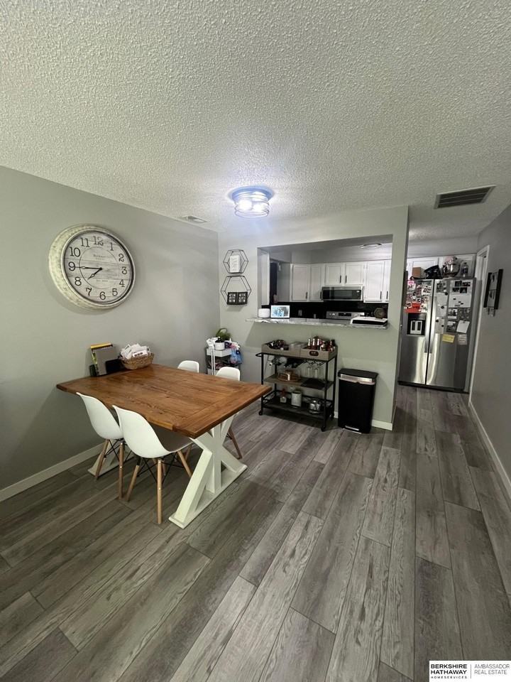 106 S 37th St #5 - Photo 3 of 12