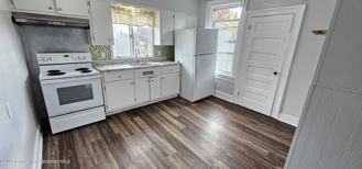 123 Oak St #2ndFL - Photo 1 of 1