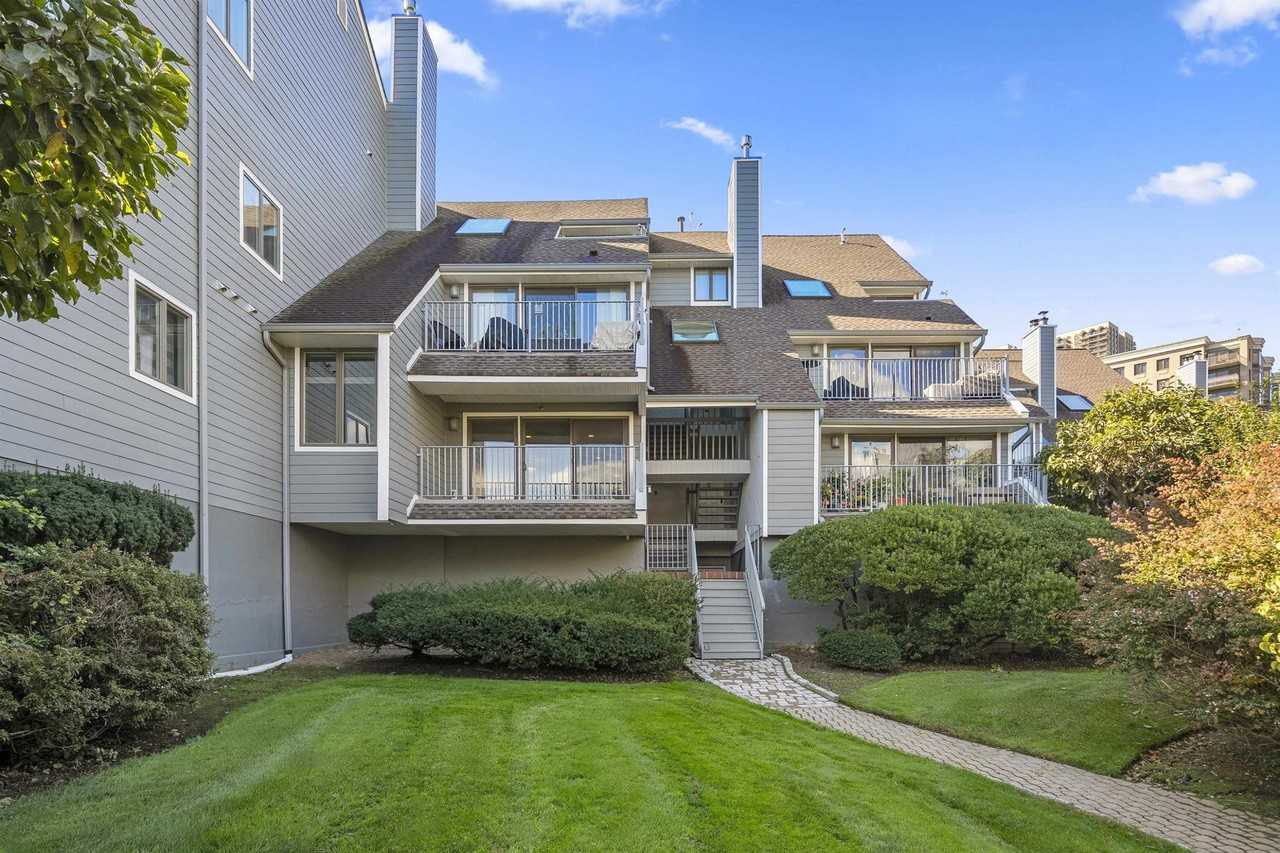 14a Riverview Circle #14A - Photo 3 of 38