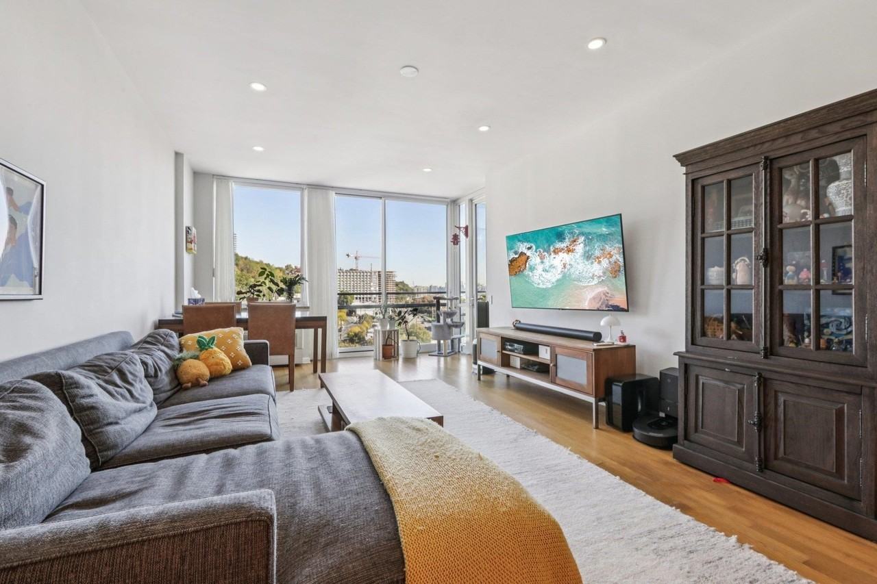 915 Hudson Park #915 - Photo 3 of 44