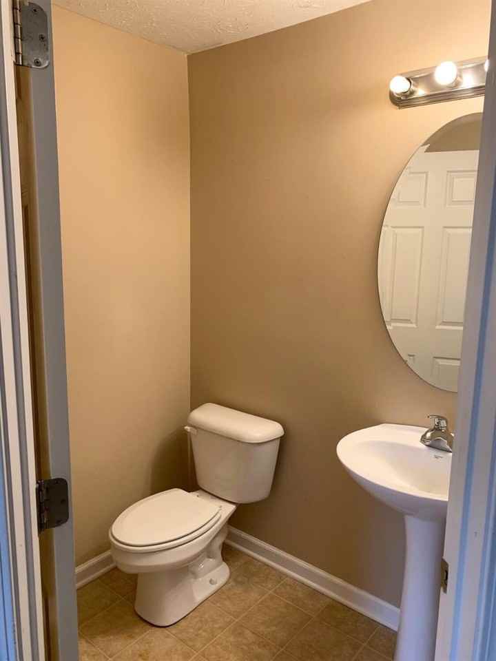 107 Erica Dr - Photo 7 of 20