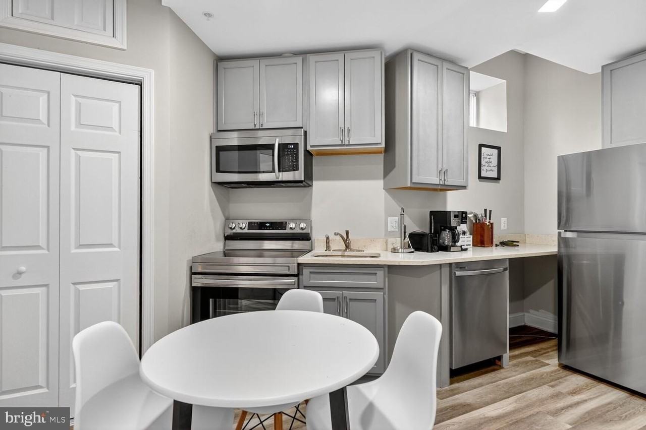 133 7th St Se - Photo 6 of 19