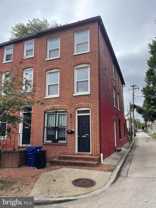 110 Scott St - Photo 1 of 1