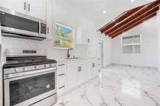 2512 Sw 14th St #R - Photo 1 of 1