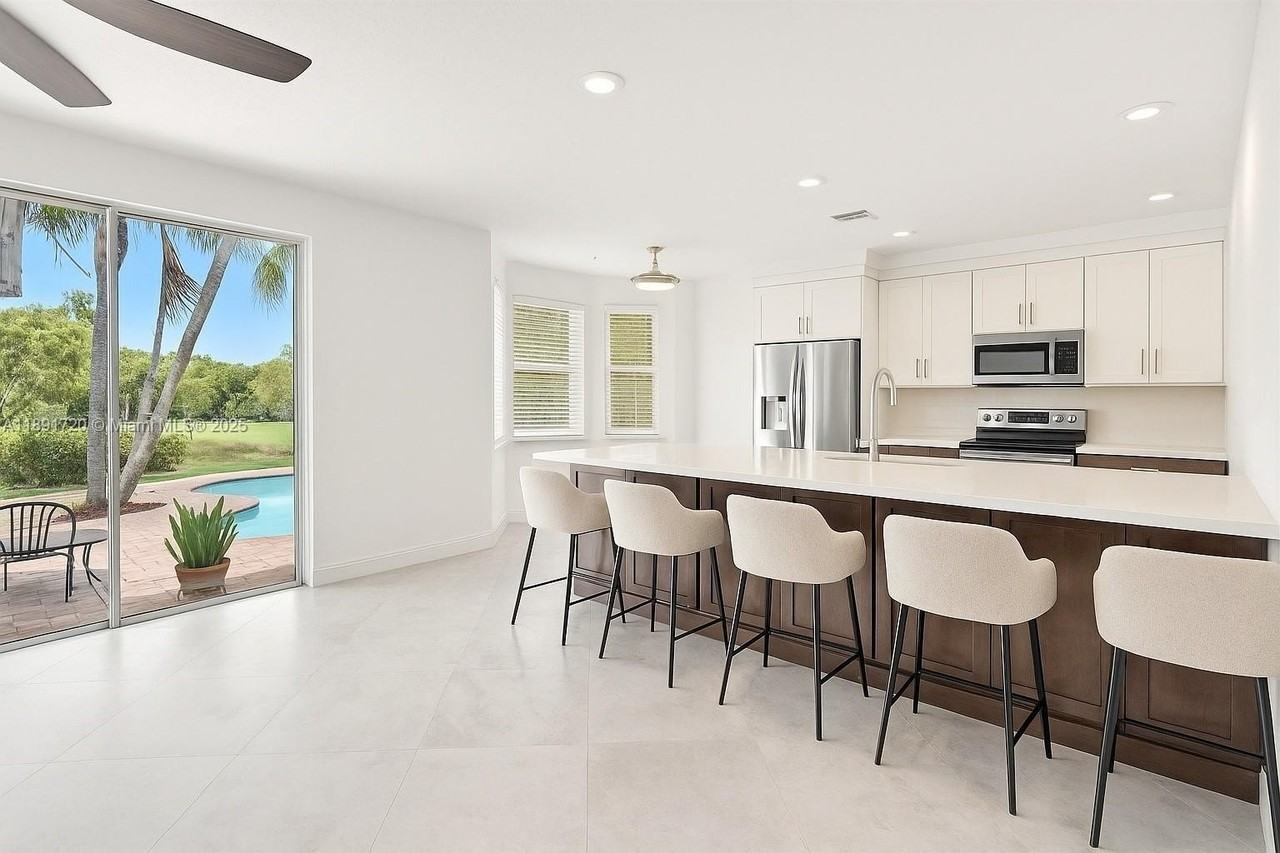 214 La Costa Ct - Photo 2 of 29