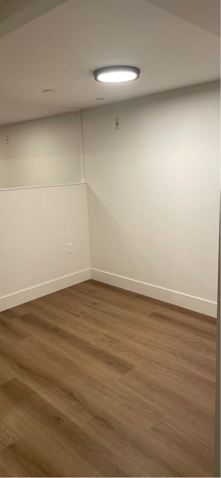 732 Fifth Ave #B04 - Photo 4 of 16