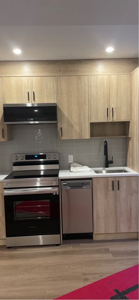 732 Fifth Ave #B04 - Photo 6 of 16