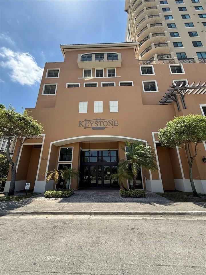 4242 Nw 2nd St #1613