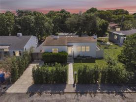 774 Nw 49th St - Photo 1 of 1