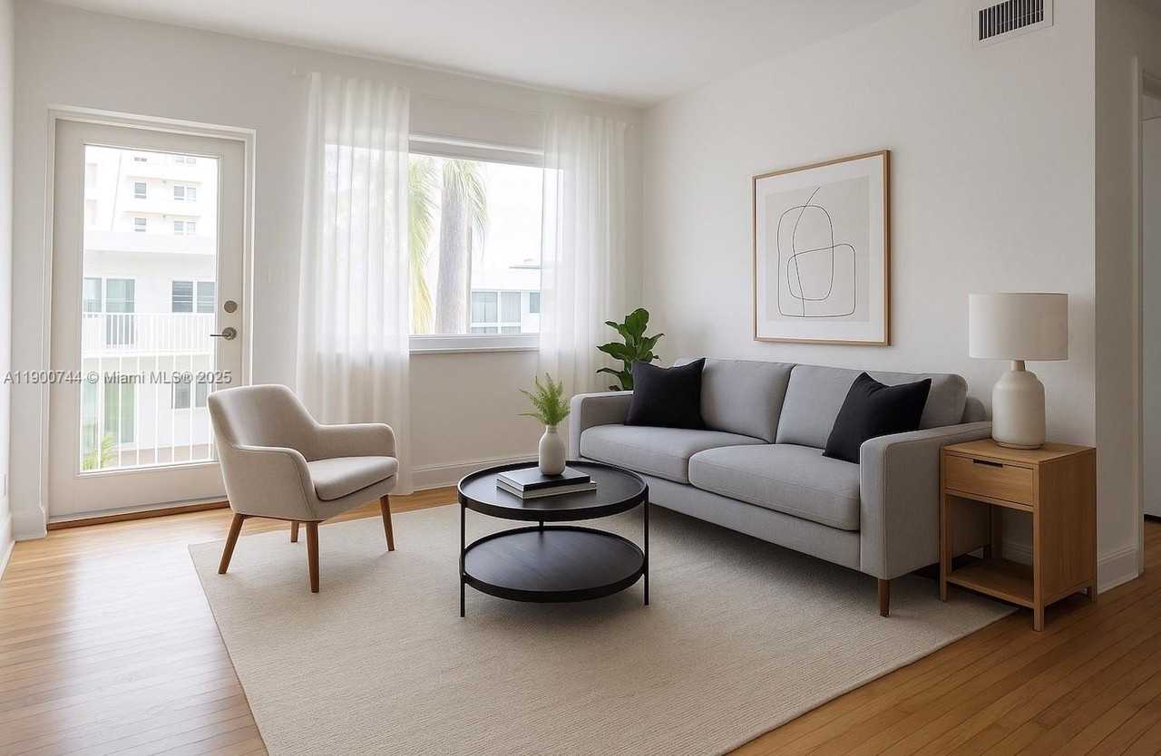 7207 Bay Dr #19 - Photo 3 of 20