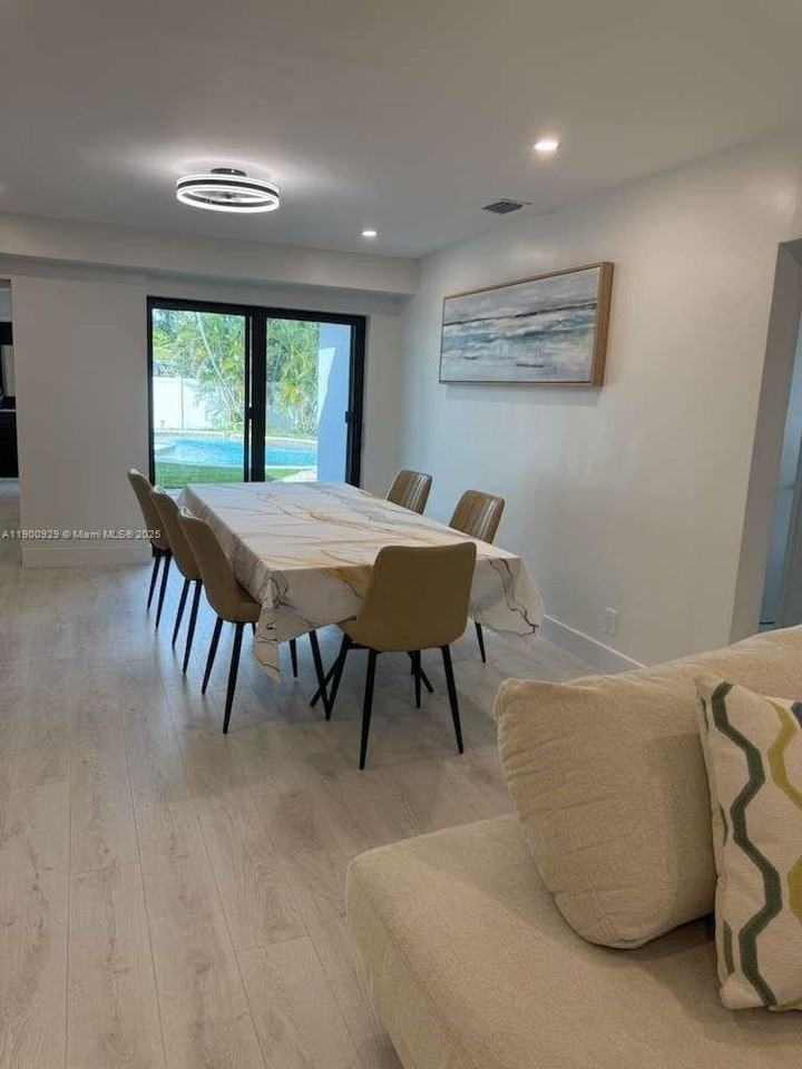 2227 Roosevelt Street - Photo 6 of 31