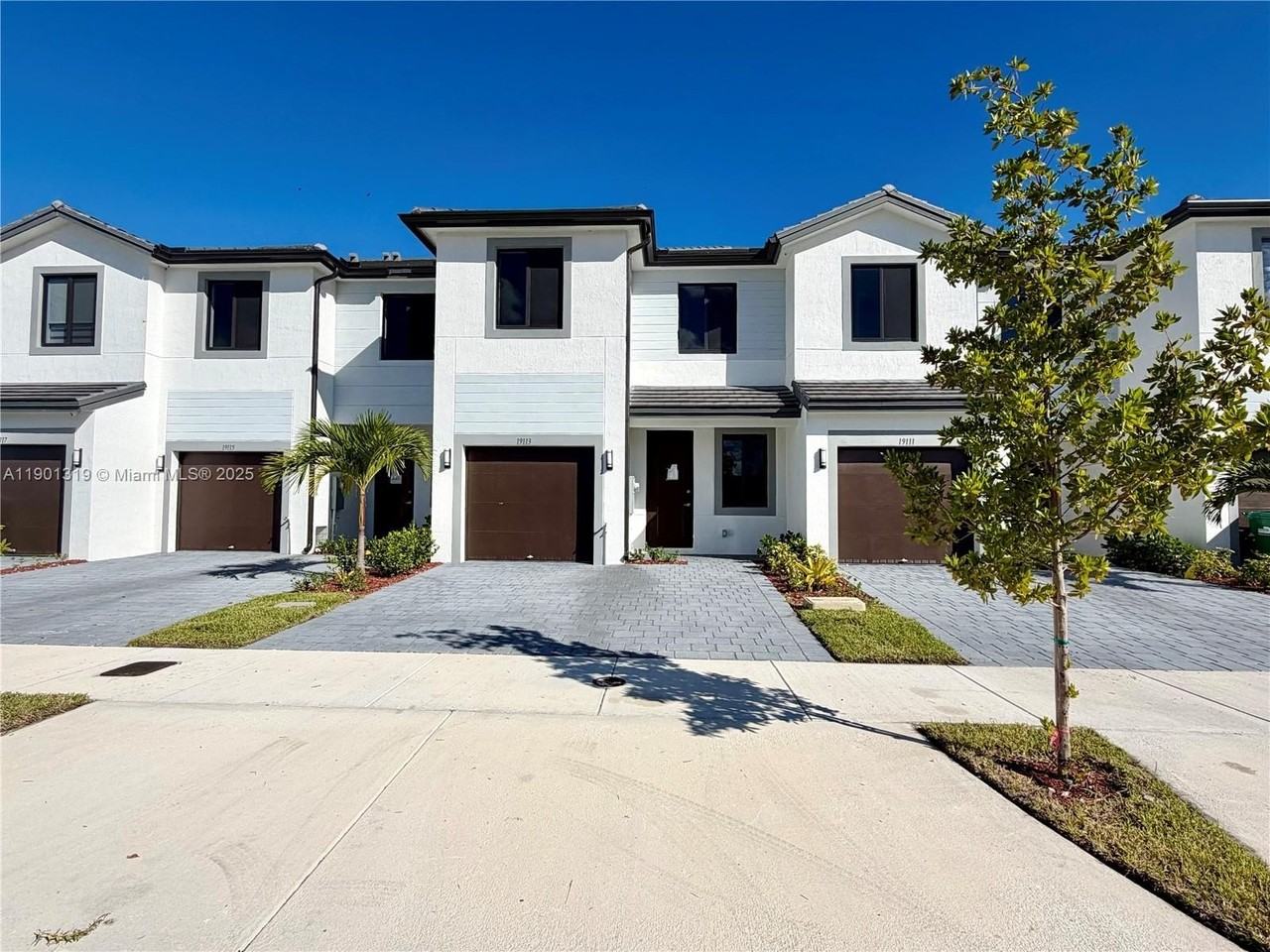 19113 Southwest 344th Terrace #19113 - Photo 4 of 50