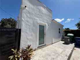 2313 Sw 60th Ct #1 - Photo 1 of 1