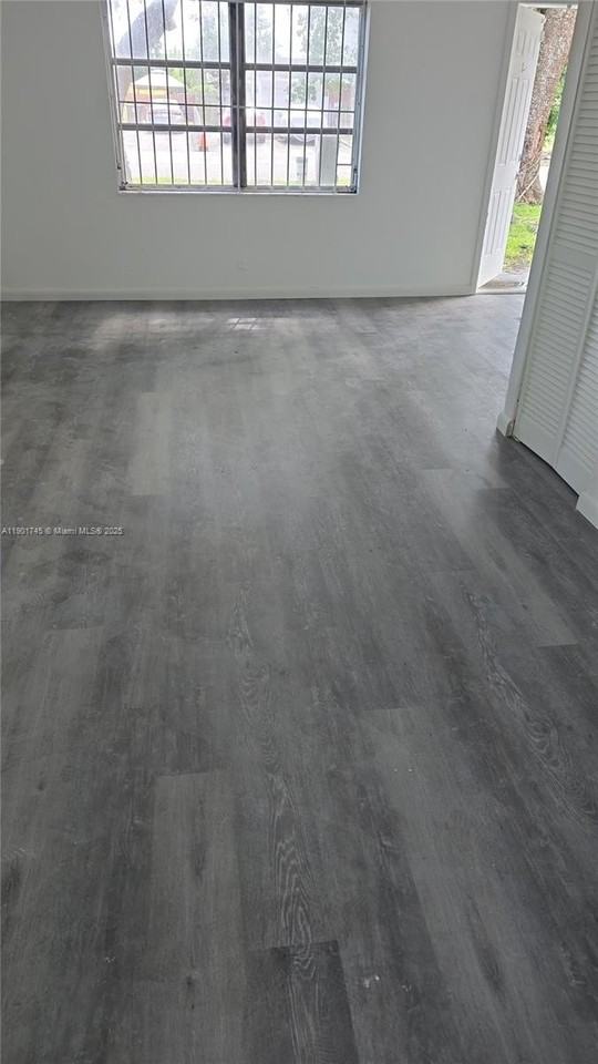 5167 Pat Place - Photo 5 of 17