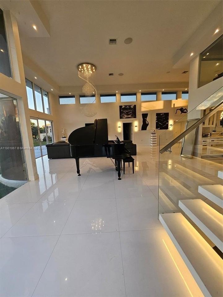 6003 Umbrella Tree Ln #0 - Photo 7 of 21