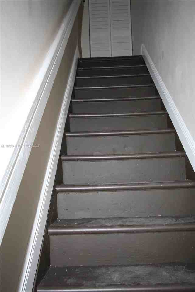 479 Nw 19th St #352 - Photo 7 of 16