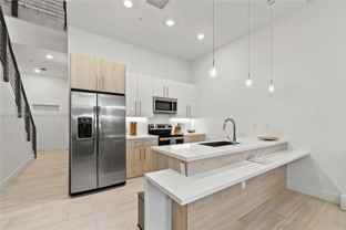 4433 Nw 9th St - Photo 1 of 1