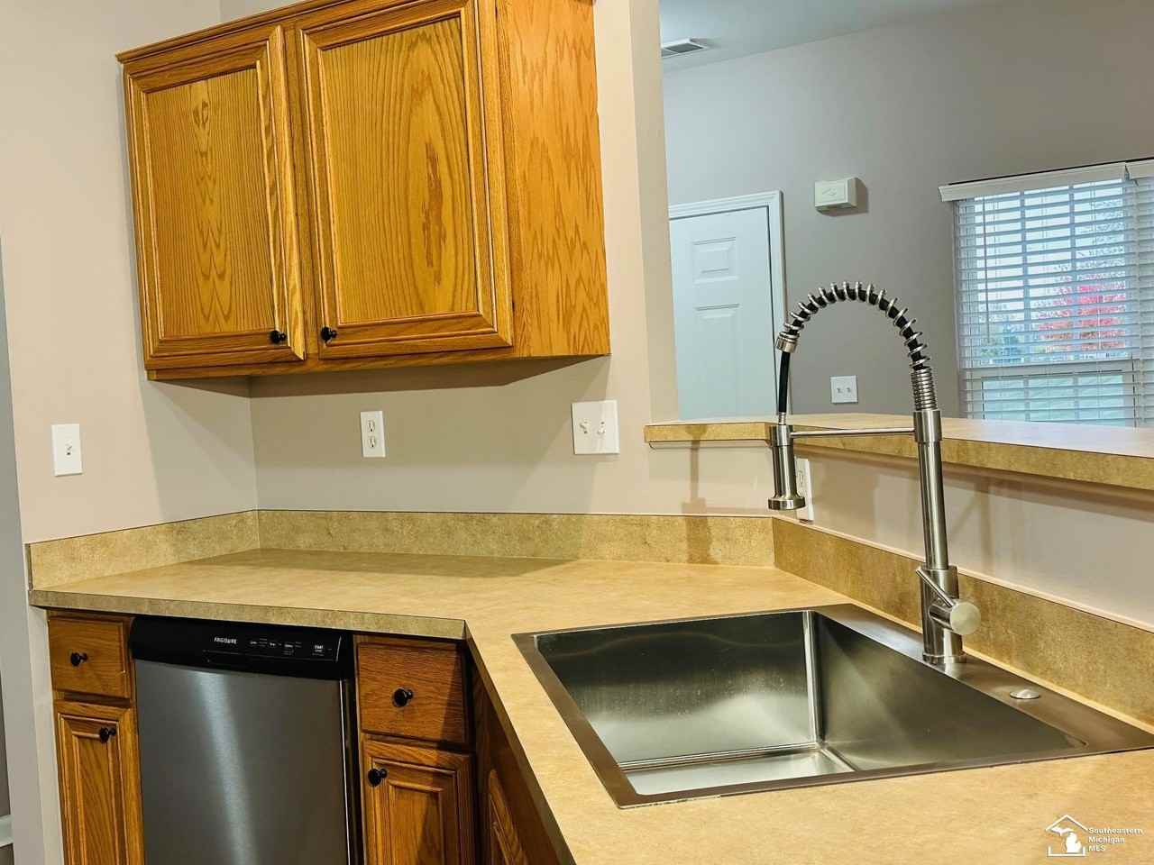 20003 Hidden Oaks Dr - Photo 6 of 21