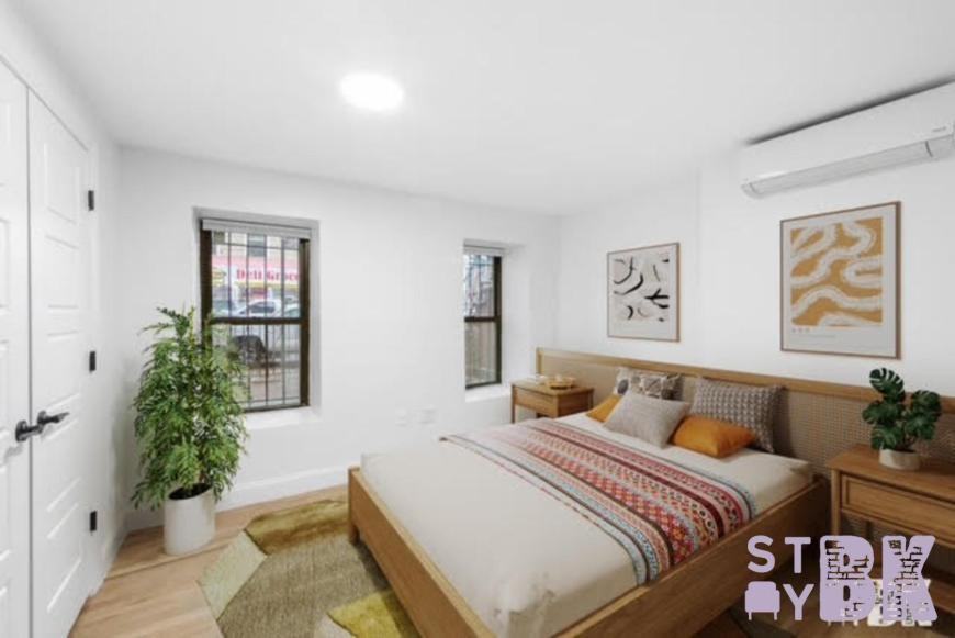 109 Albany Avenue - Photo 5 of 10