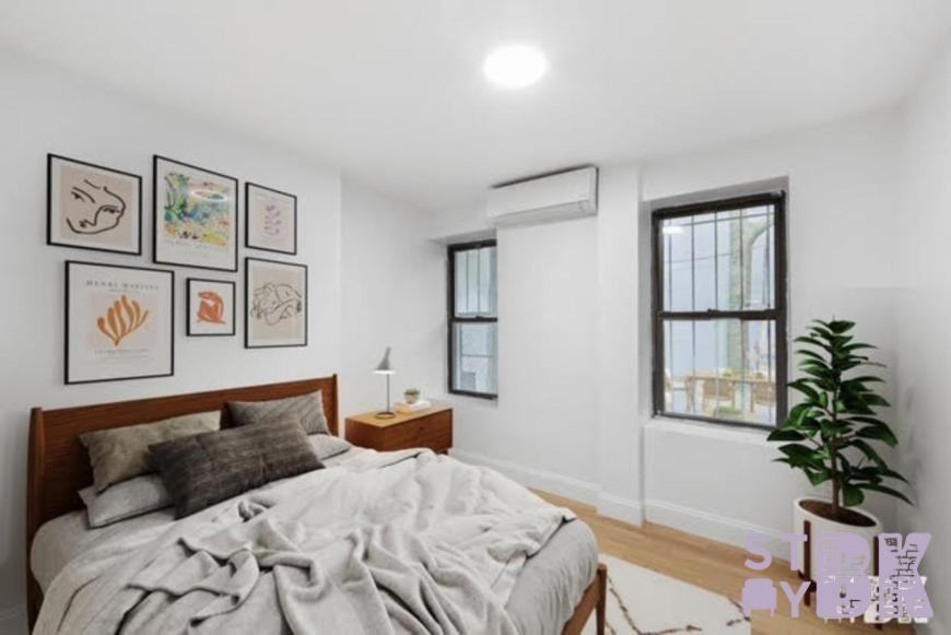 109 Albany Avenue - Photo 6 of 10