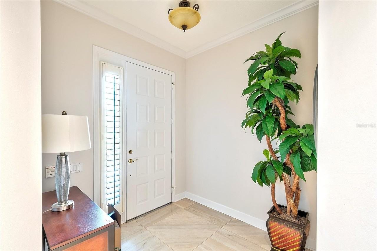 5264 Bouchard Cir #102 - Photo 2 of 32