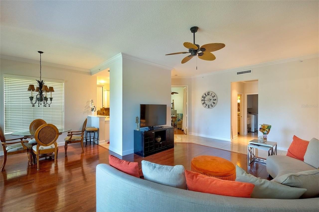 5264 Bouchard Cir #102 - Photo 7 of 32