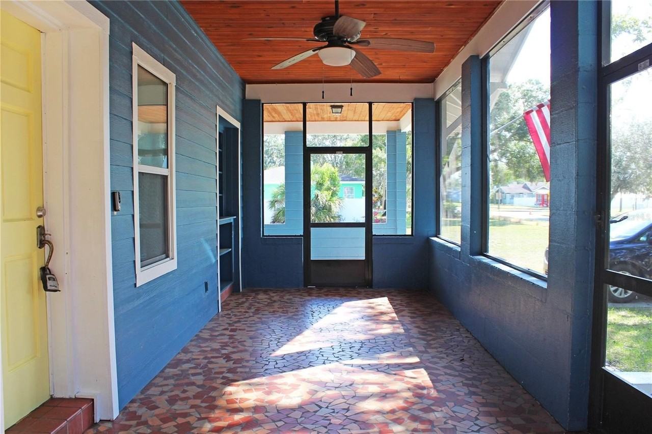 1718 E Elm Rd - Photo 5 of 41