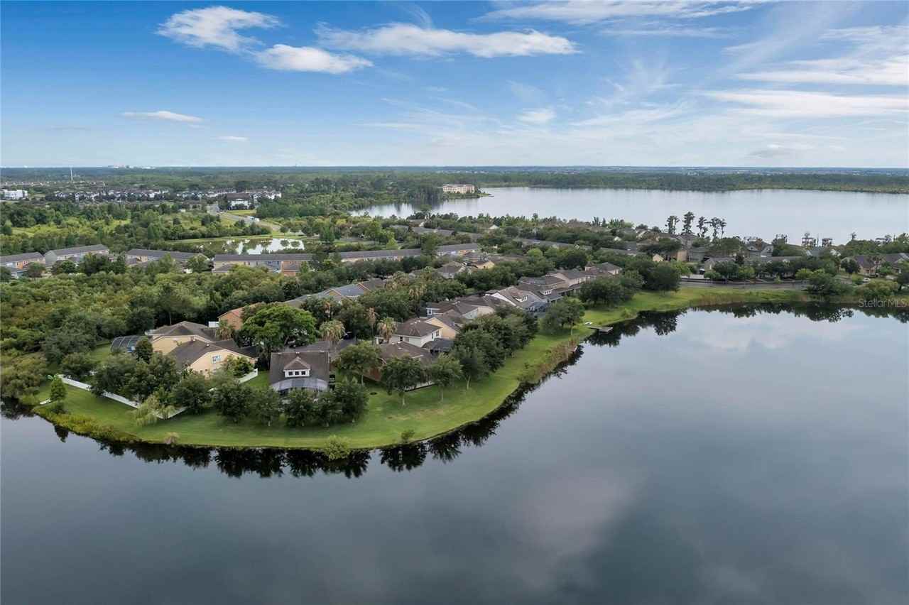 5426 Gemgold Court - Photo 7 of 50