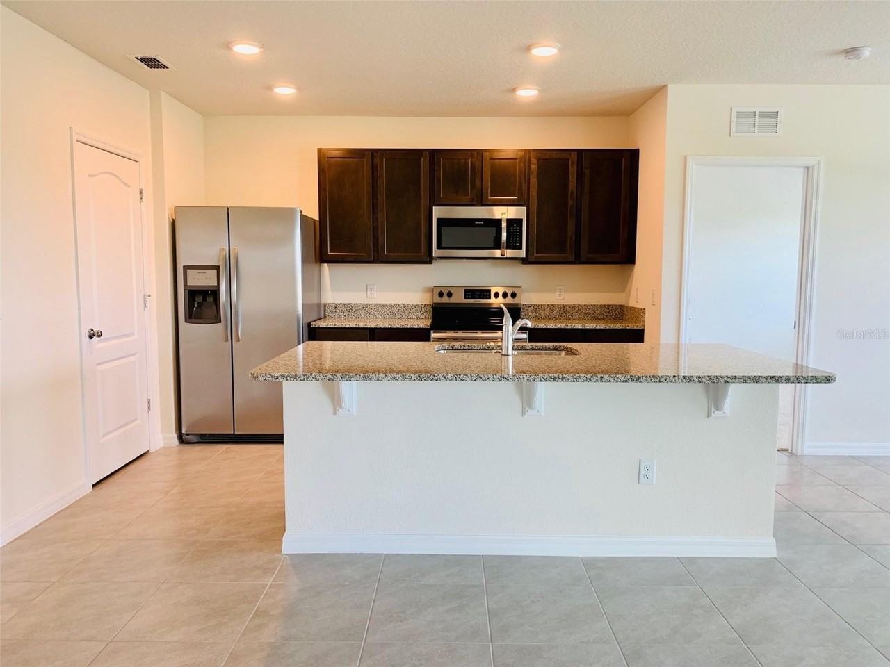 9036 Tuscan Cypress St - Photo 6 of 25