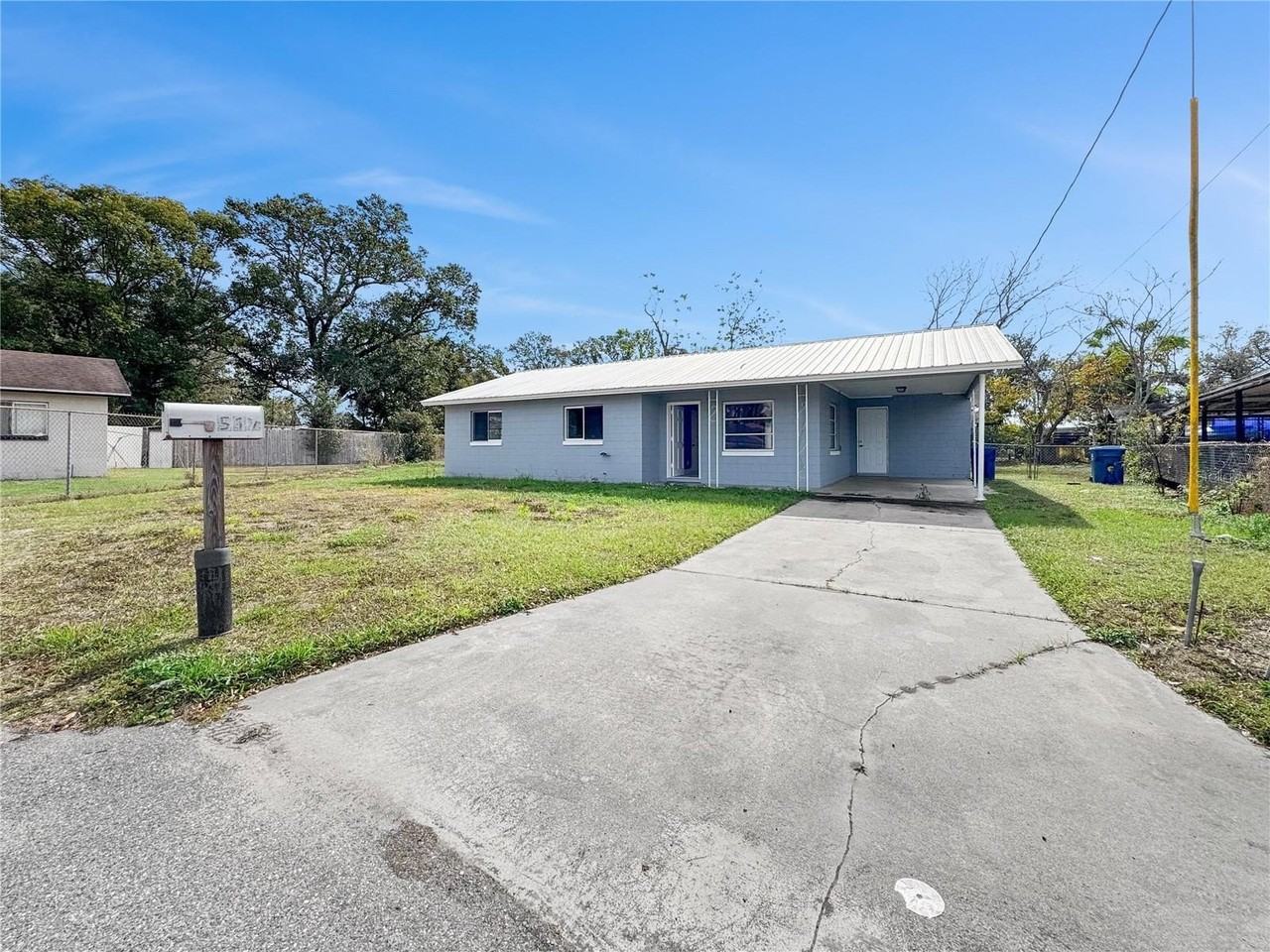 517 3rd Ct Sw - Photo 3 of 20