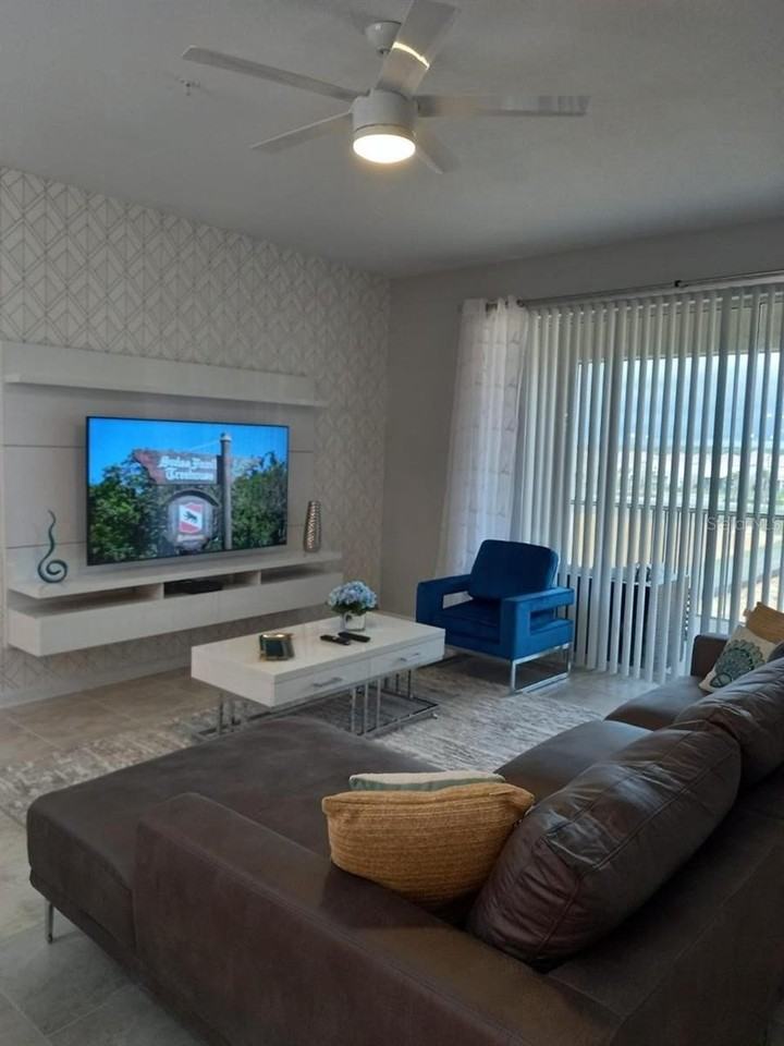 1041 Splash Shot Place #1041 - Photo 5 of 11