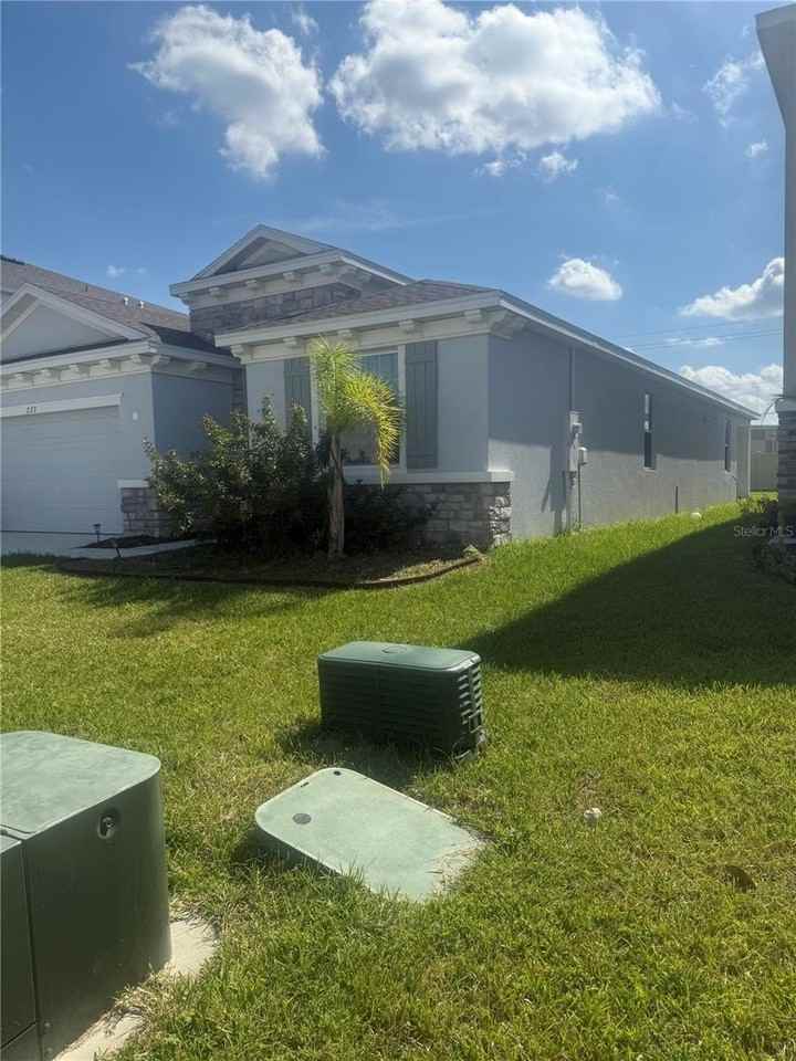 222 Mangrove Manor Dr - Photo 5 of 45