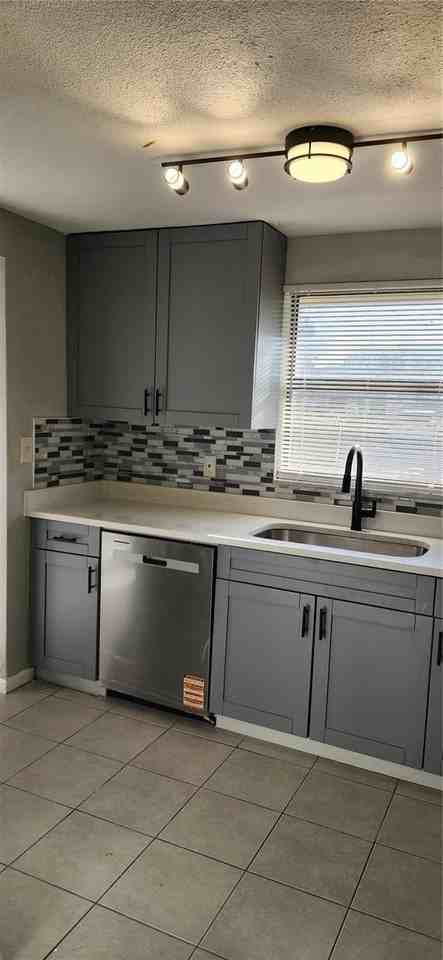 5507 Riddle Road - Photo 7 of 8