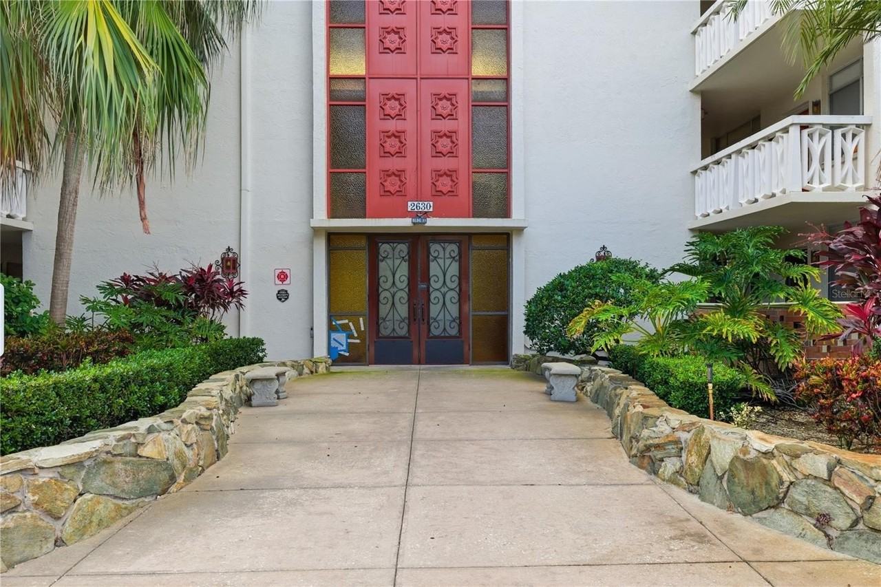 2630 Pearce Dr #208 - Photo 2 of 38