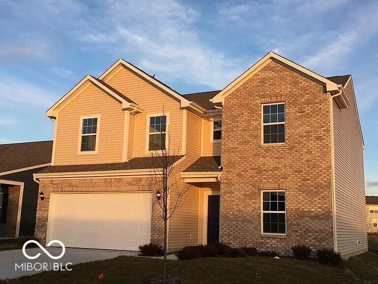 5421 Tanglewood Ln - Photo 2 of 14