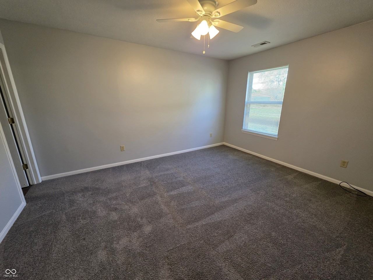 6165 Pinnacle Blvd - Photo 7 of 18