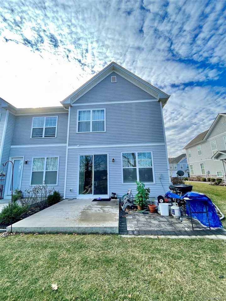 141 Meadow View Dr - Photo 6 of 48