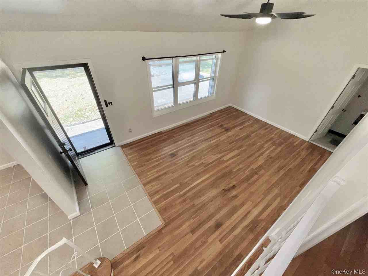 1553 Potter Blvd - Photo 3 of 23