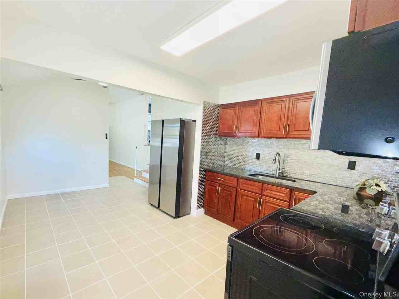 1553 Potter Blvd - Photo 7 of 23