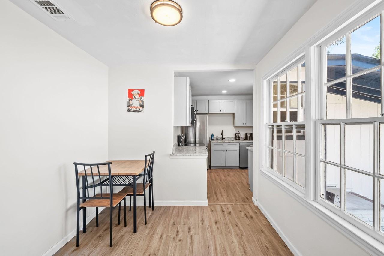 Lilly Rd E - Photo 4 of 14