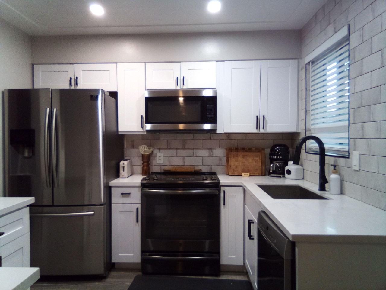 W Glendale Ave - Photo 3 of 16