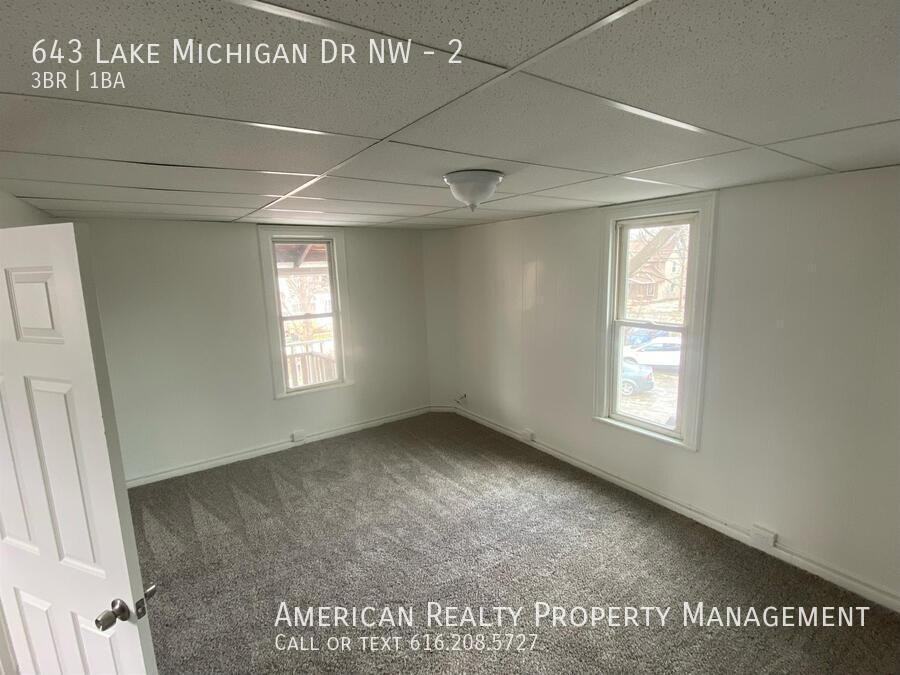 643 Lake Michigan Drive Northwest #2 - Photo 5 of 7