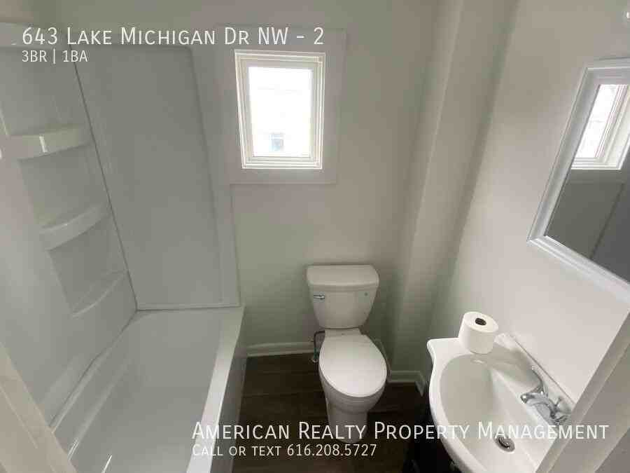 643 Lake Michigan Drive Northwest #2 - Photo 7 of 7